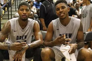 的长传冲击 的长传冲击