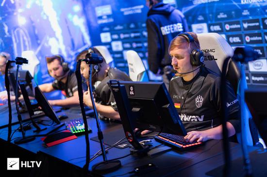 第三人跑位 第三人跑位