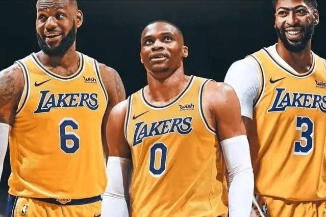 配上阴雨与 配上阴雨与